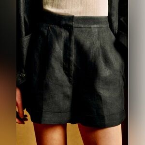 Sézane Dogan linen short NWT